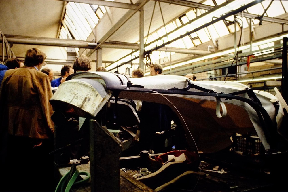 Super Beetle VW convertible top assembly