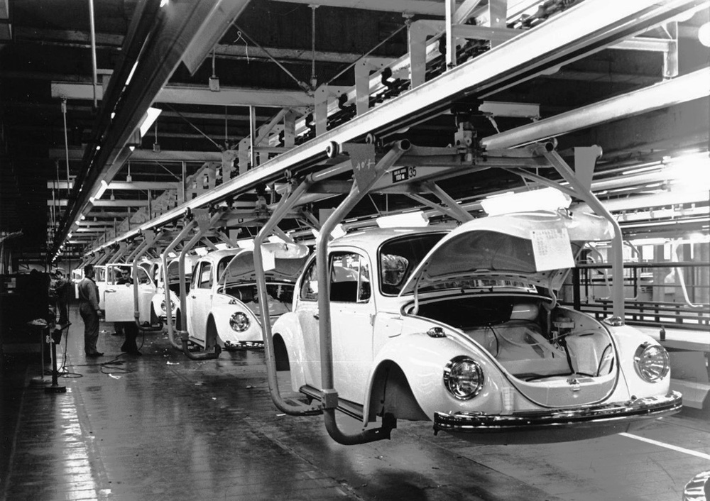 1303 assembly at Volkswagen Brussels
